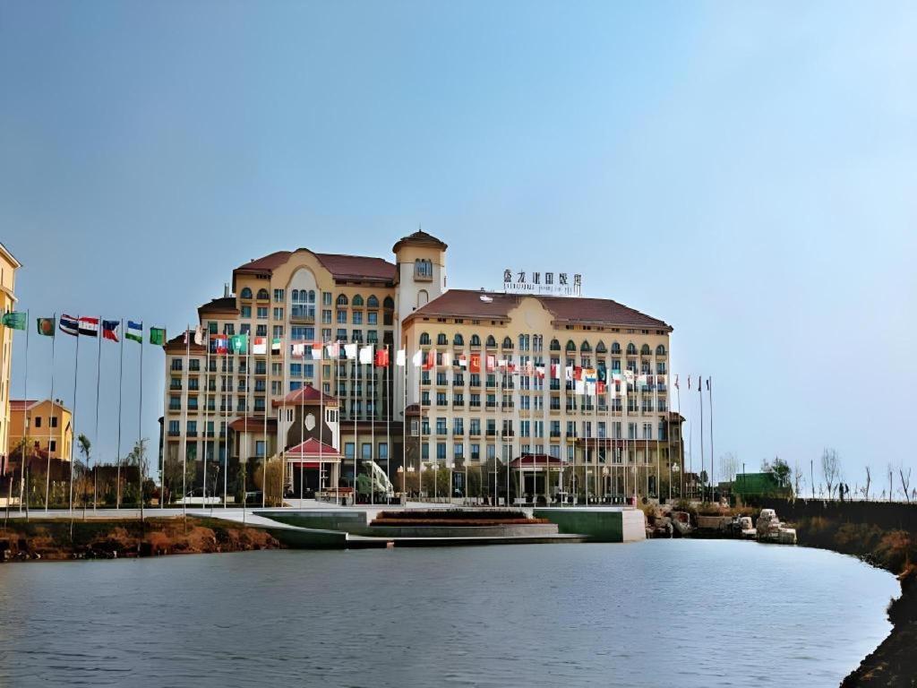 Haiyang Shenglong Jianguo Hotel Hai-yang-hsien Exterior foto