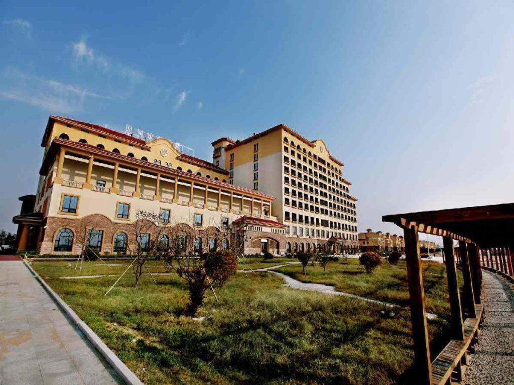 Haiyang Shenglong Jianguo Hotel Hai-yang-hsien Exterior foto