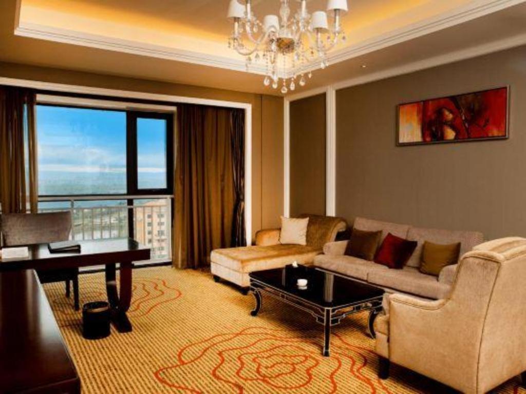 Haiyang Shenglong Jianguo Hotel Hai-yang-hsien Exterior foto